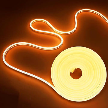 Banda LED Neon Portocalie 5M pentru Interior și Exterior – Rezistentă la Apă cu Adaptor Inclus pentru Iluminat Decorativ