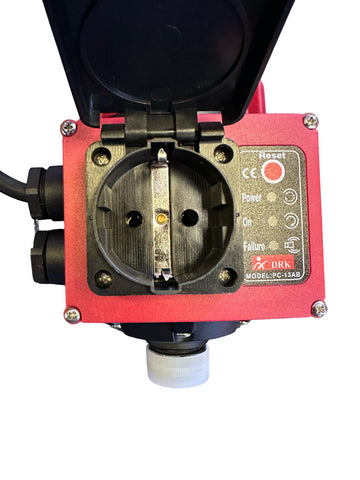 Presostat Electronic PC-13AB cu Priză pentru Controlul Presiunii în Sisteme de Apă și Aer