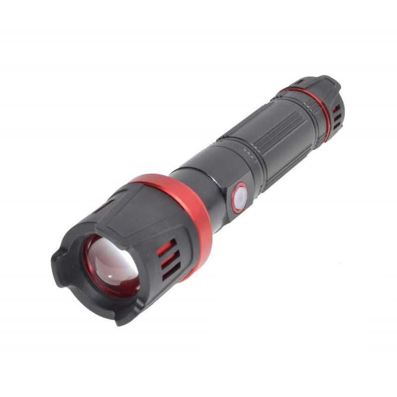 Super XHP 50 LED zseblámpa