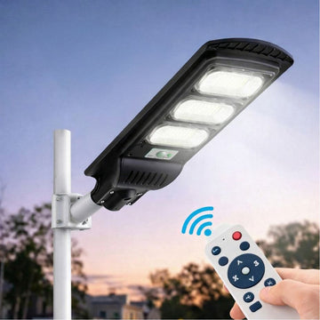 Lampă Stradală LED cu Panou Solar Monocristalin, Telecomandă Inclusă