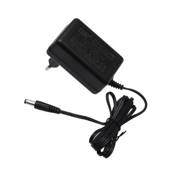 Ólom-savas akkumulátortöltő 13,8 V - 1 A / DC csatlakozó 2.1